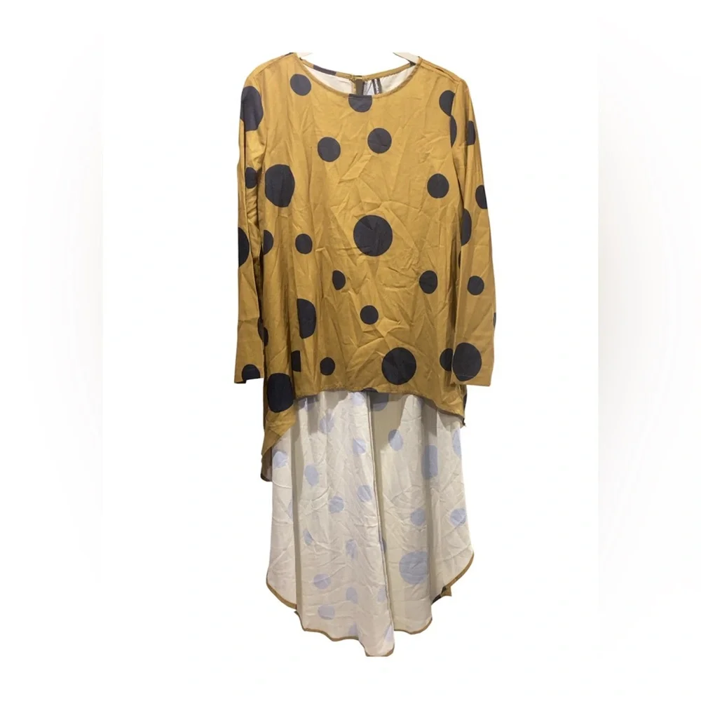 koan daily brand women's long-sleeve tunic blouse featuring a high-low hem - Picture 3 of 4